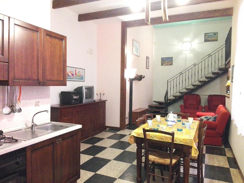 Вилла Ca Delle Rondini Civezza Экстерьер фото